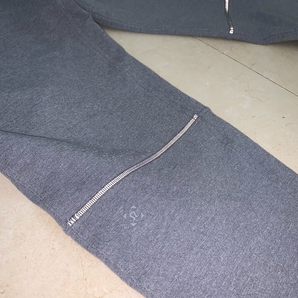 Men’s Lululemon Jogger Light Gray - Picture 6 of 6